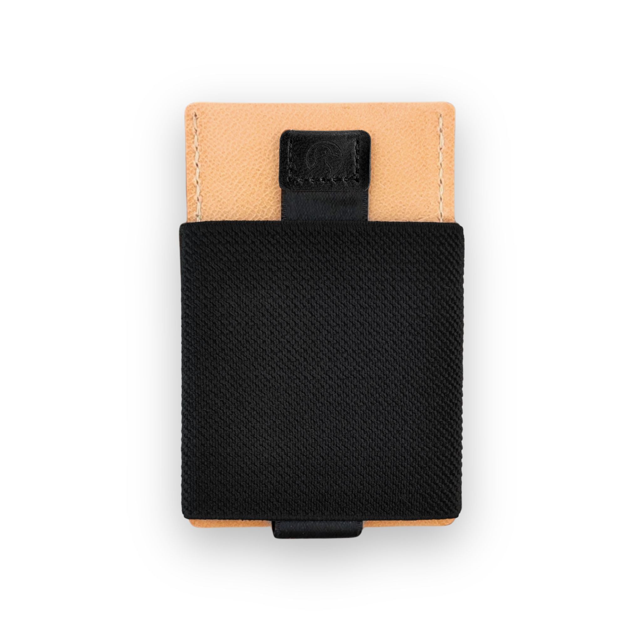 Portemonnaie • Slim Wallet | SWISS LEATHER-Wallet-swissmade-6014221418691-image8-Das Flagschiff unserer Herren und Damen Slim Wallet Portemonnaies wird nicht nur in der Schweiz hergestellt, sogar das Leder stammt aus einer Schweizer Gerberei. 100% swiss made-CANARD Essentials
